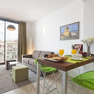  Apartment Sleep Eixample By Spain